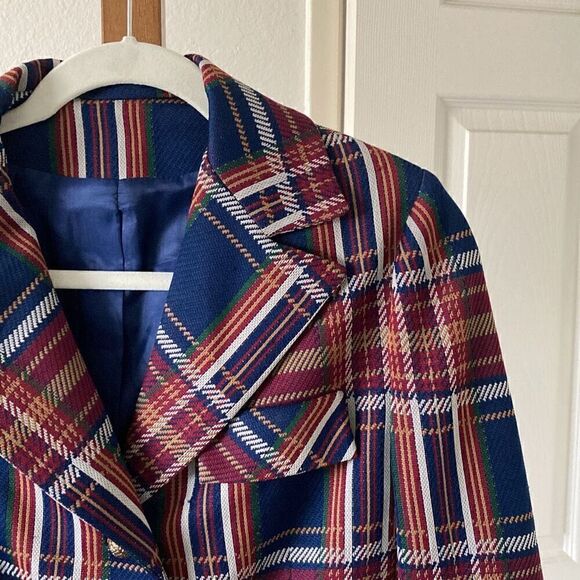 Women’s Navy Plaid 3 Button Blazer size Medium - Picture 2 of 6